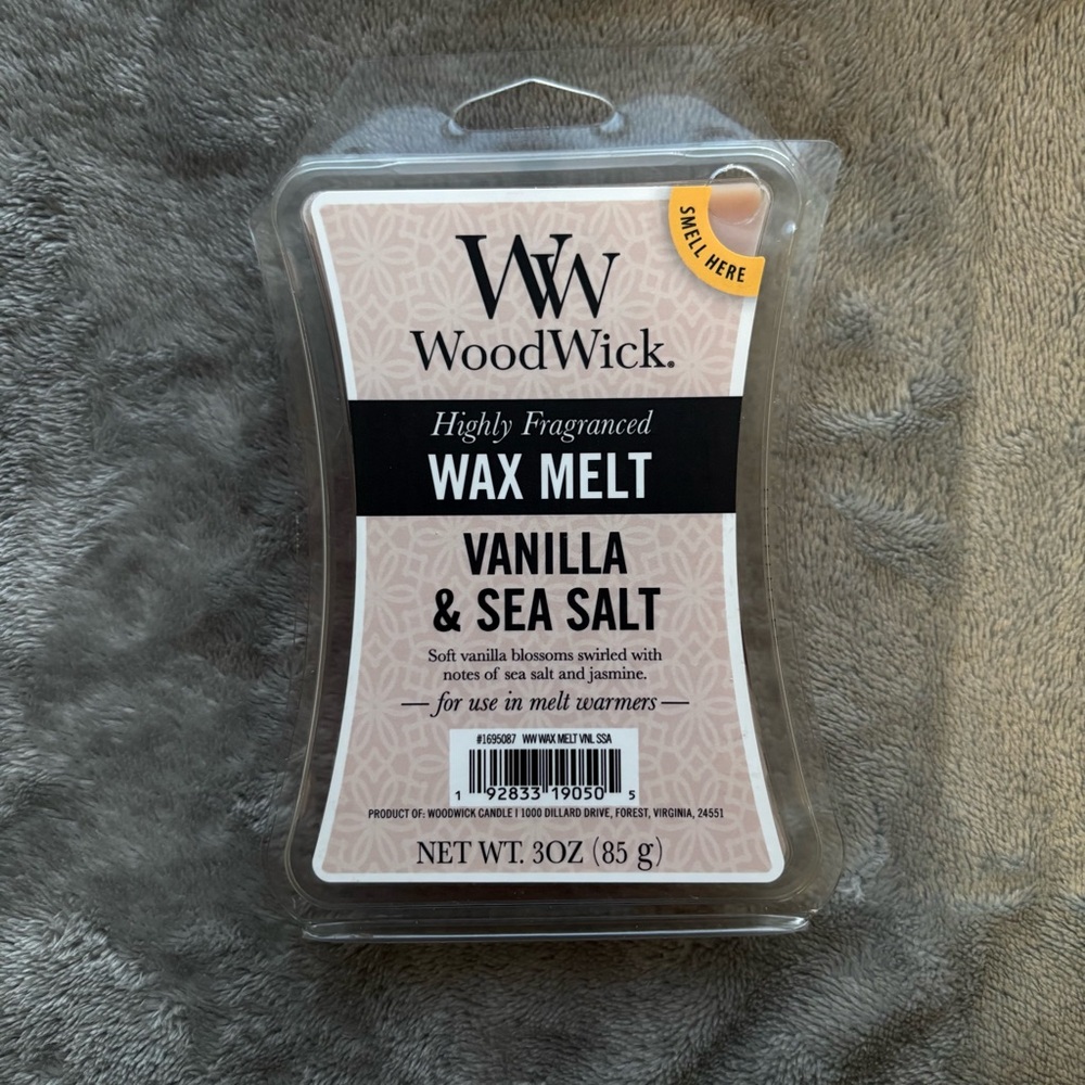 WoodWick Vanilla & Sea Salt Wax Melt - Cream and Black